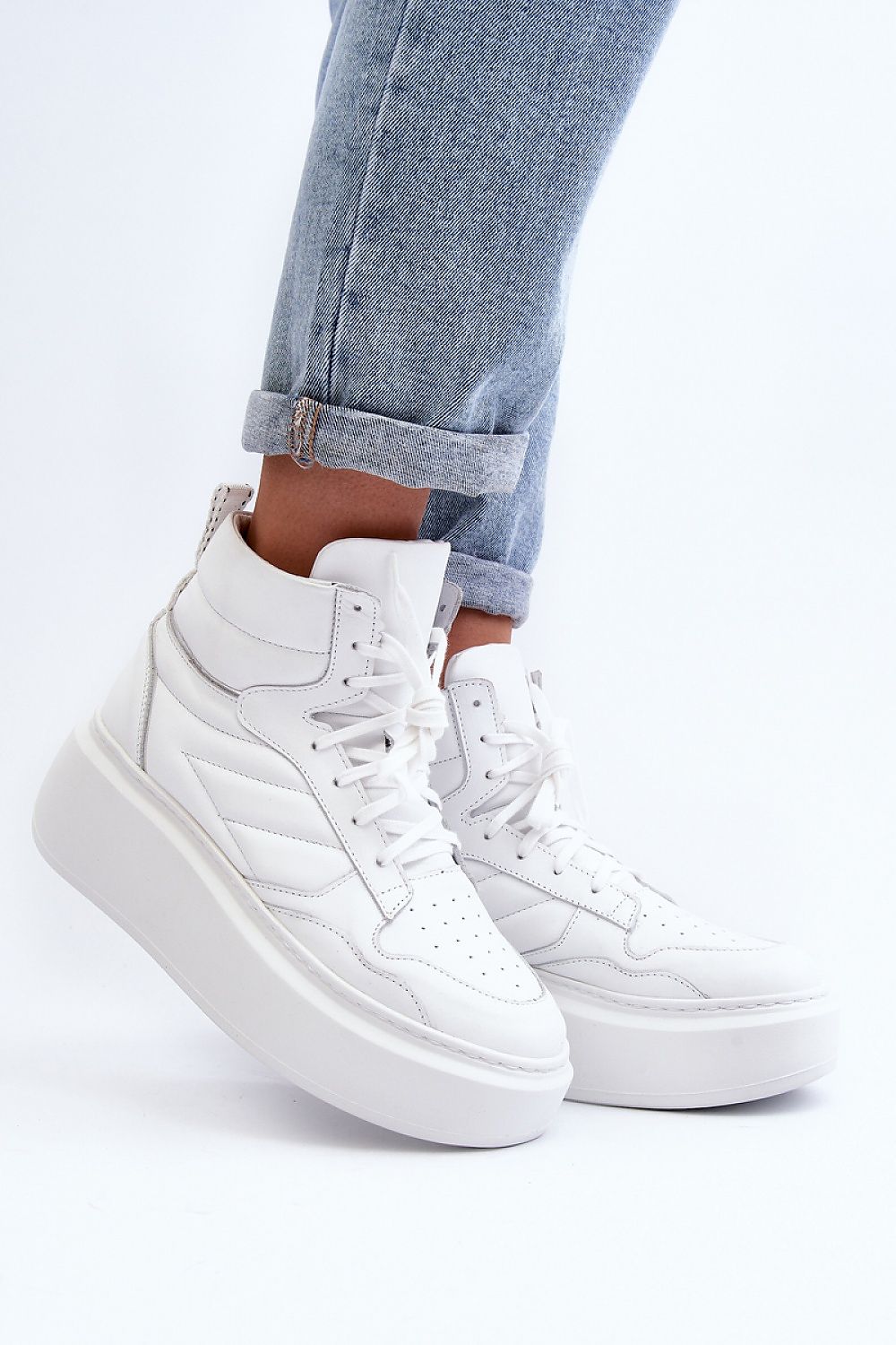 Valonne Leather Platform Trainers with 7 cm heel and thick base, crafted from natural leather, perfect for spring outfits.