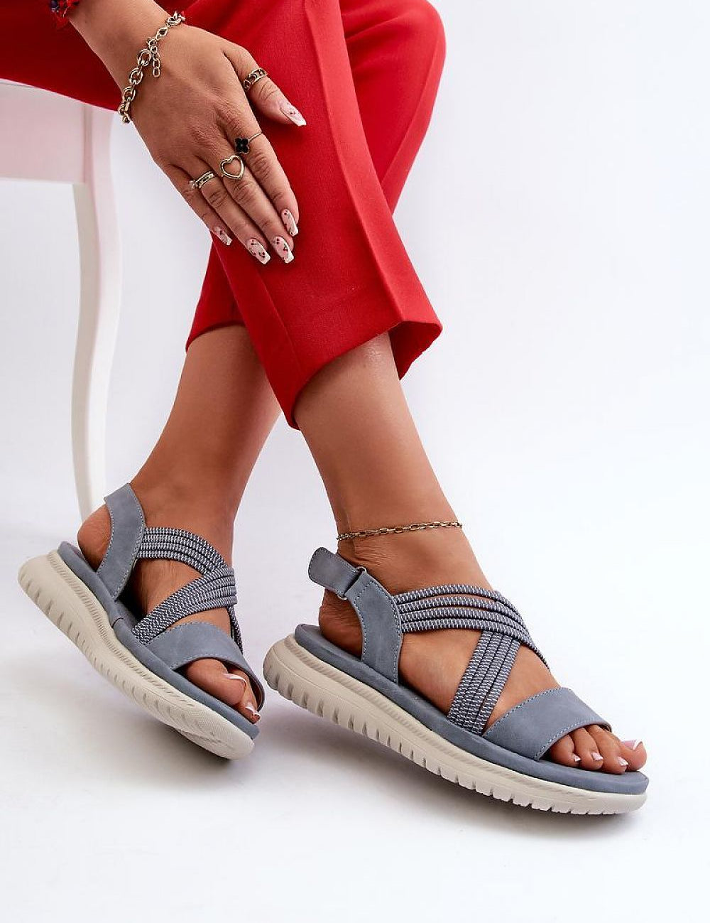 Eravelle Motion Grip Sandals in gray with eco leather upper and stretchable straps providing comfort and style.