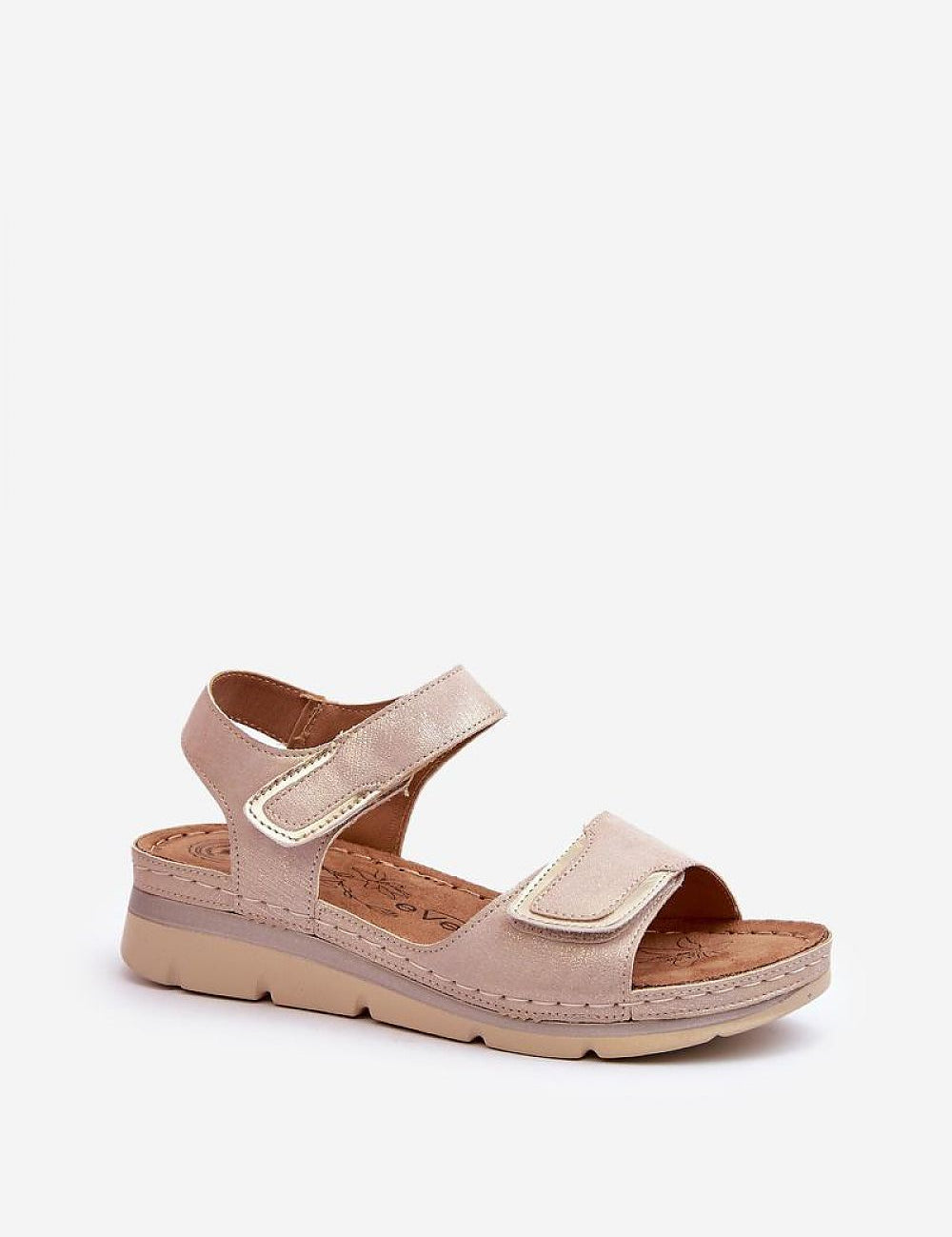 Velmera lightweight strap sandals with adjustable Velcro, beige artificial leather, 4.5 cm heel, ideal for summer casual wear.