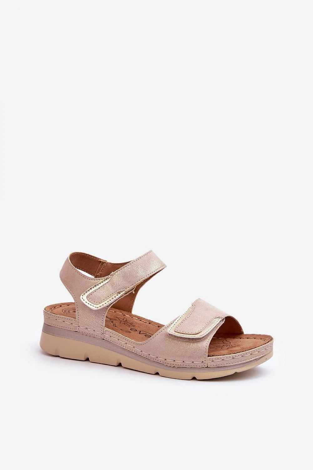 Velmera lightweight strap sandals with adjustable Velcro, beige artificial leather, 4.5 cm heel, ideal for summer casual wear.