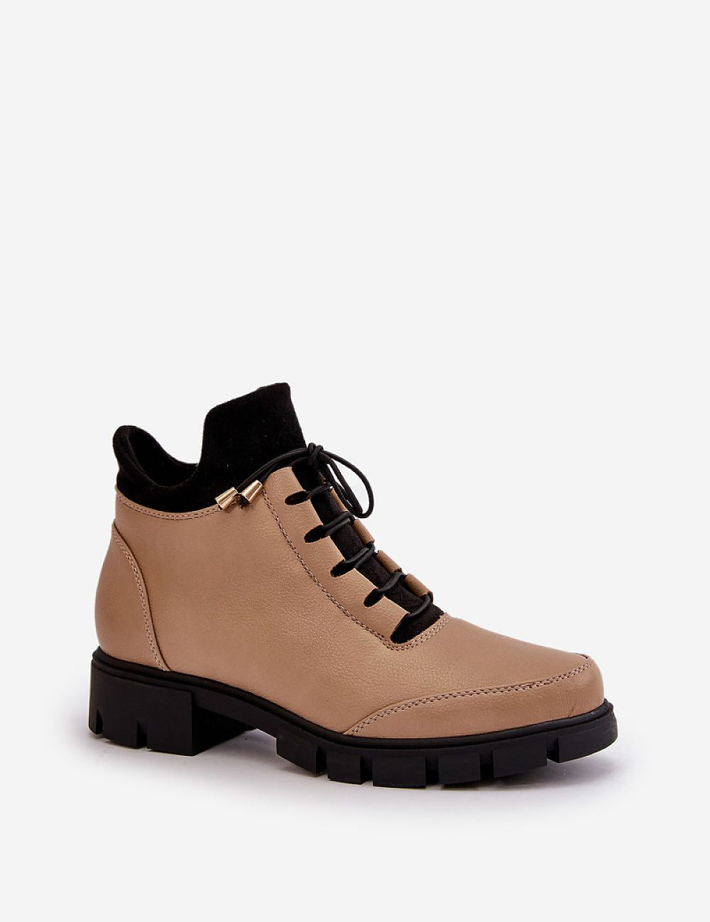 Narella Softcord Urban Base eco leather ankle boots with classic lacing, side zipper, and flat heel.