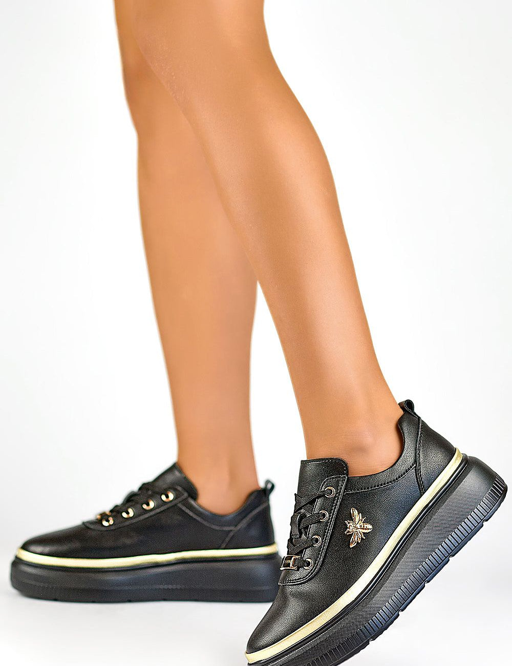 Valmerra Classic Platform Sneakers in black leather with 5 cm platform, showcasing sleek design and comfort with a classic lacing system.