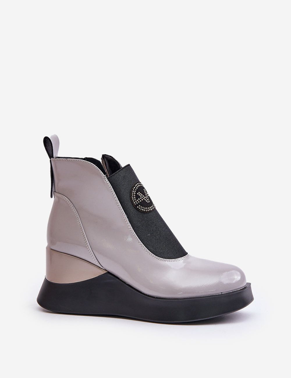 Arlirette Leather Platform Buskin Boots with rounded toe and 8 cm heel, featuring side zipper, elastic insert, and ornament.