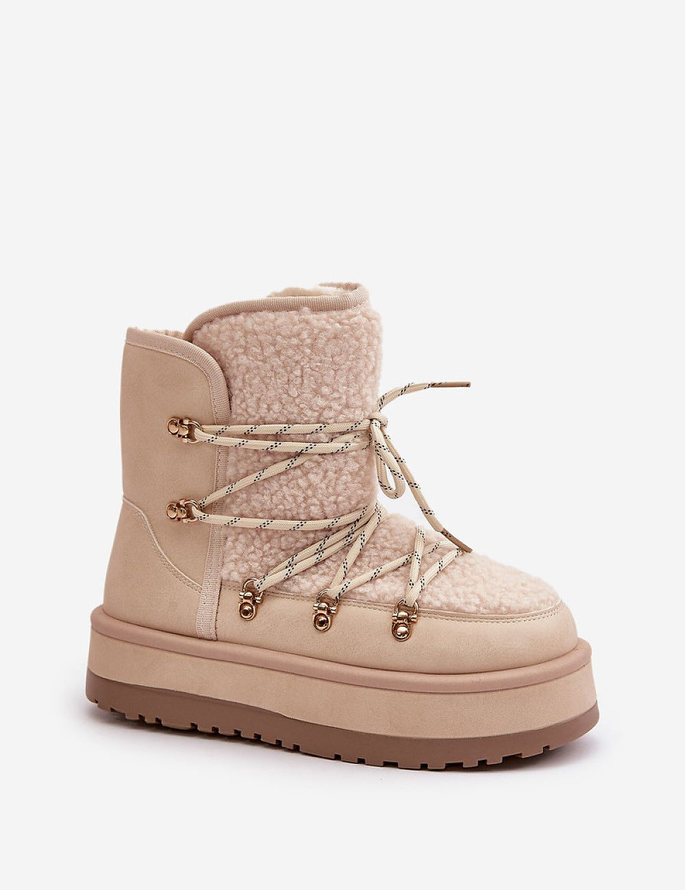 Glavira fur-lined platform snow boot with thick faux fur lining, laced upper, and synthetic fur trim for warmth and charm.