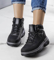 Elvora Big Star insulated winter sneakers with thick soles for warmth and style.