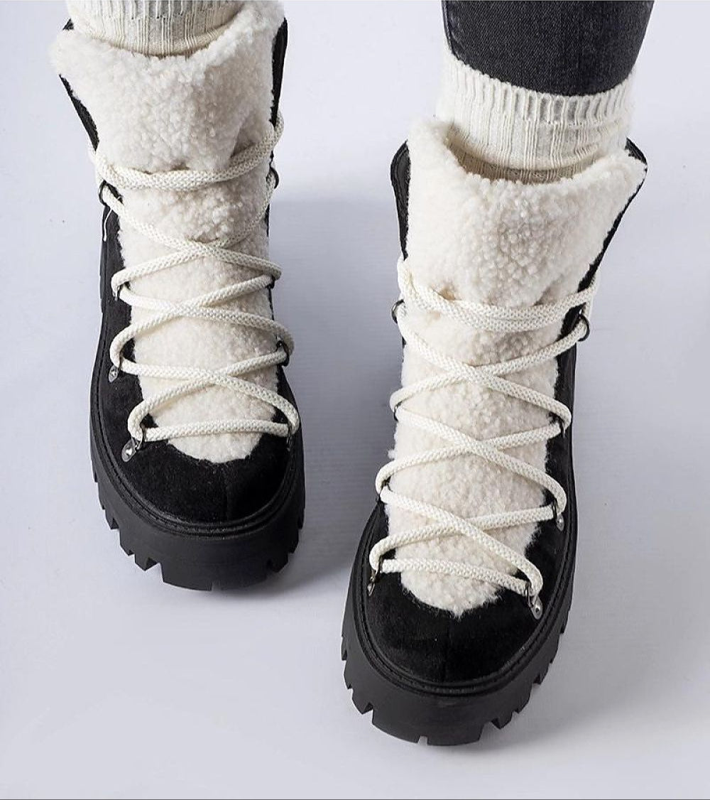 Perivana Lace-Up Winter Baggers with eco leather and rounded toe, featuring a decorative tongue and durable rubber outsole for traction.