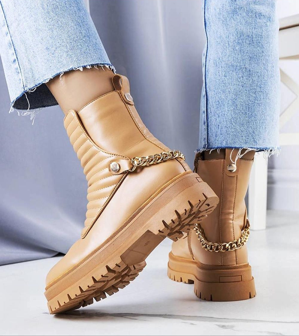 Ardena Beige Fur-Lined Boots with Chain, featuring eco leather and gold chain accents, ideal for autumn and winter fashion.