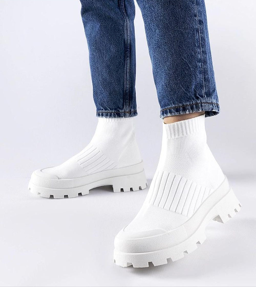 White Velvone Slip-On Platform Sneakers for casual spring and summer fashion, featuring flexible upper and elevated sole design.