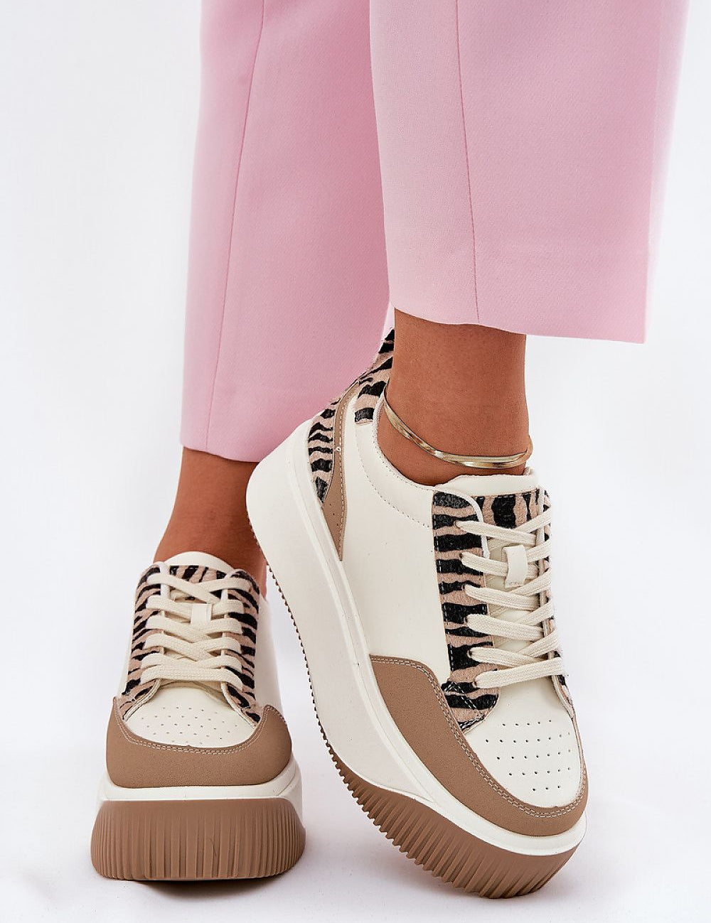 Vervonne Animal Pattern Platform Sneakers in eco leather with a thick 5 cm sole, perfect for urban casual style and comfort.