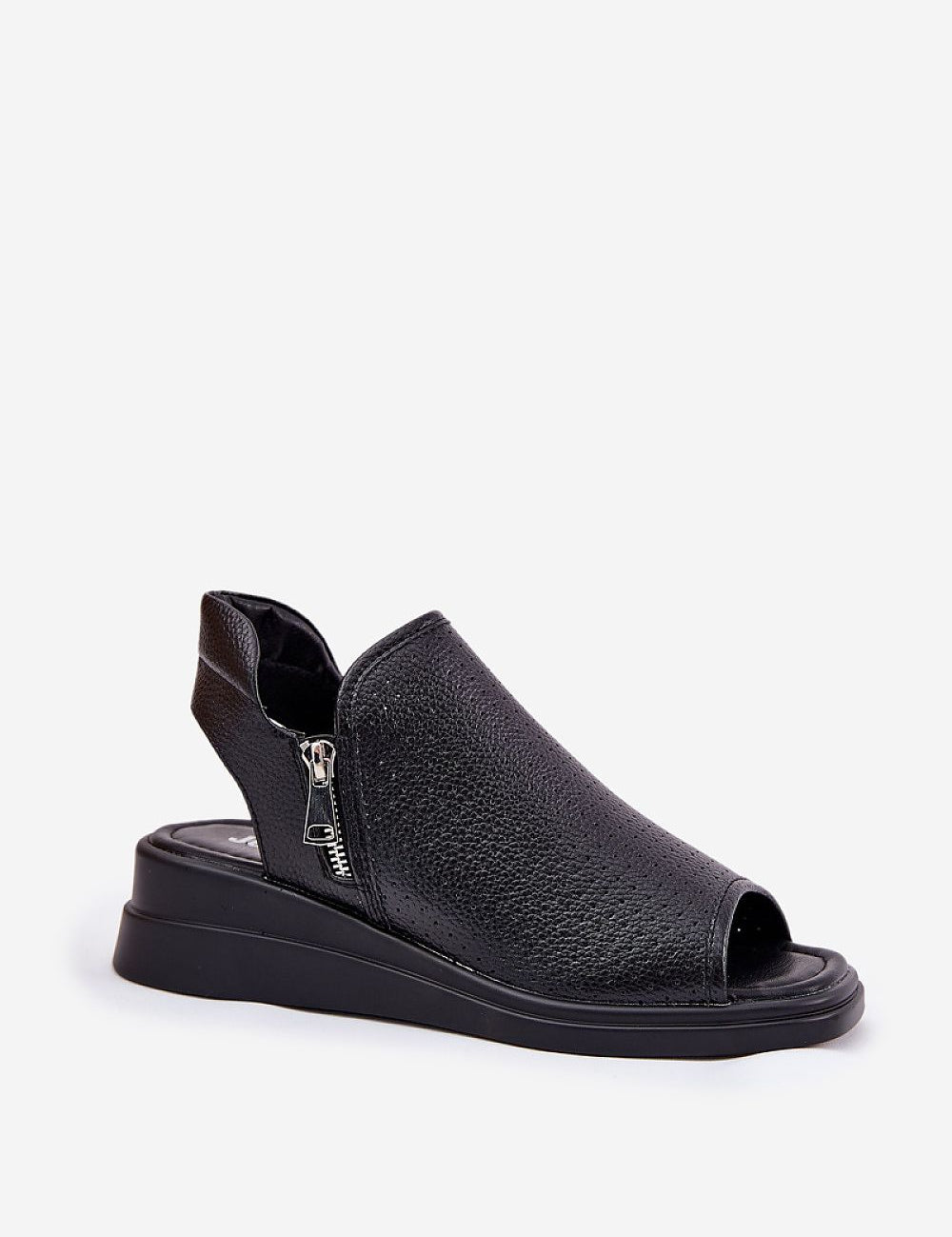  Buskin model 211945 Step in style 