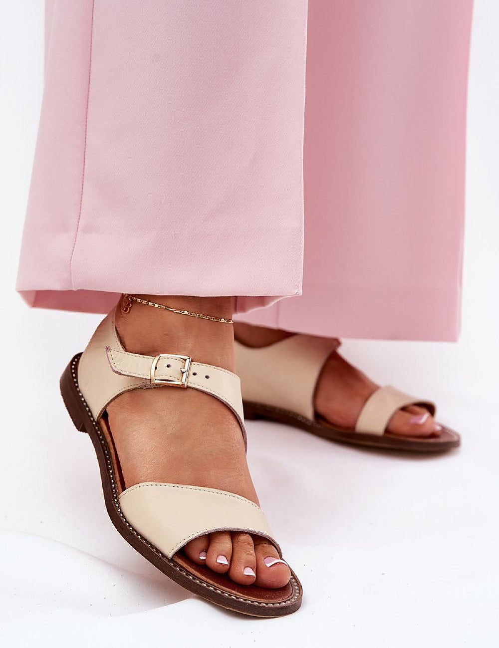  Sandals model 212583 Step in style 