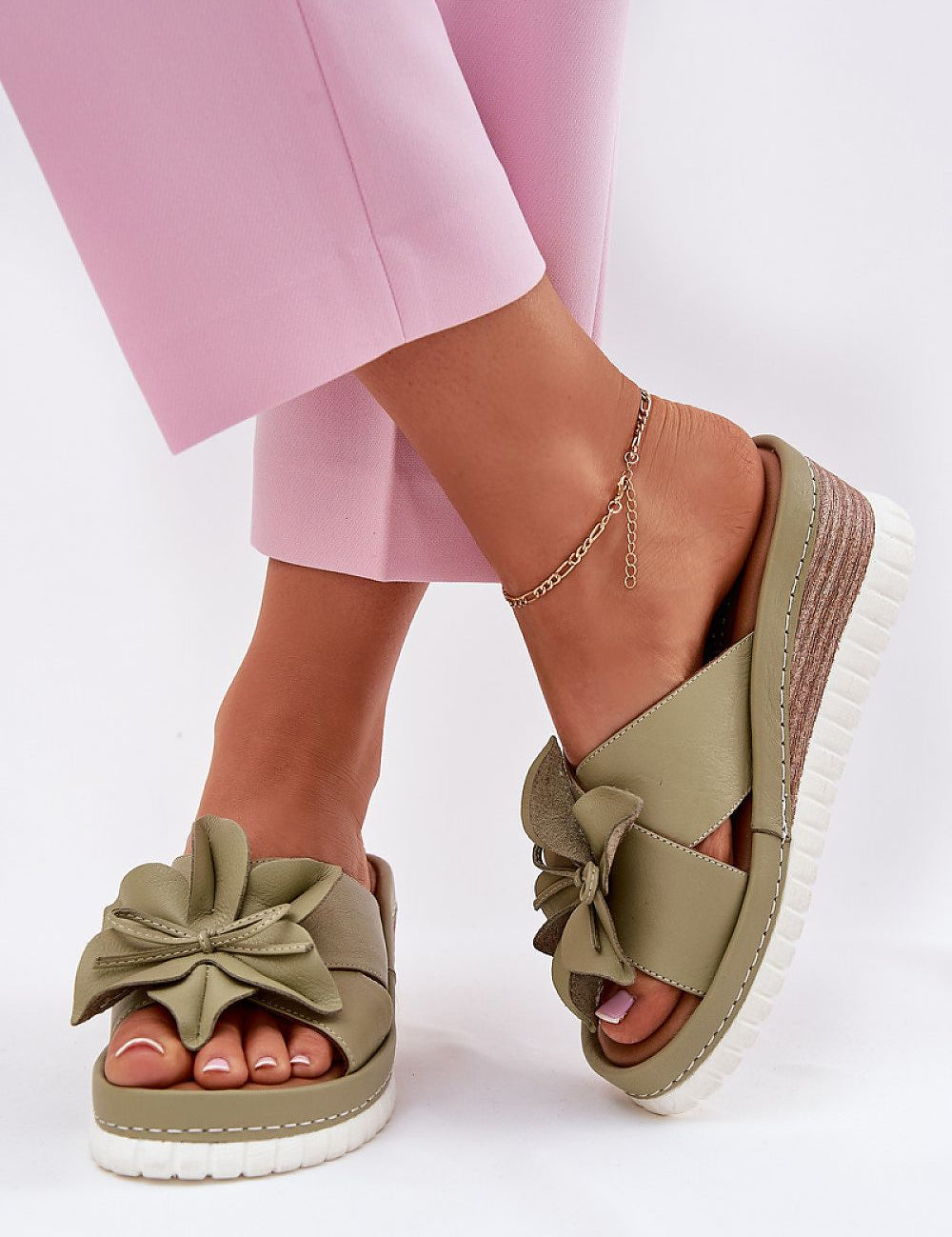  Flip-flops model 212702 Step in style 