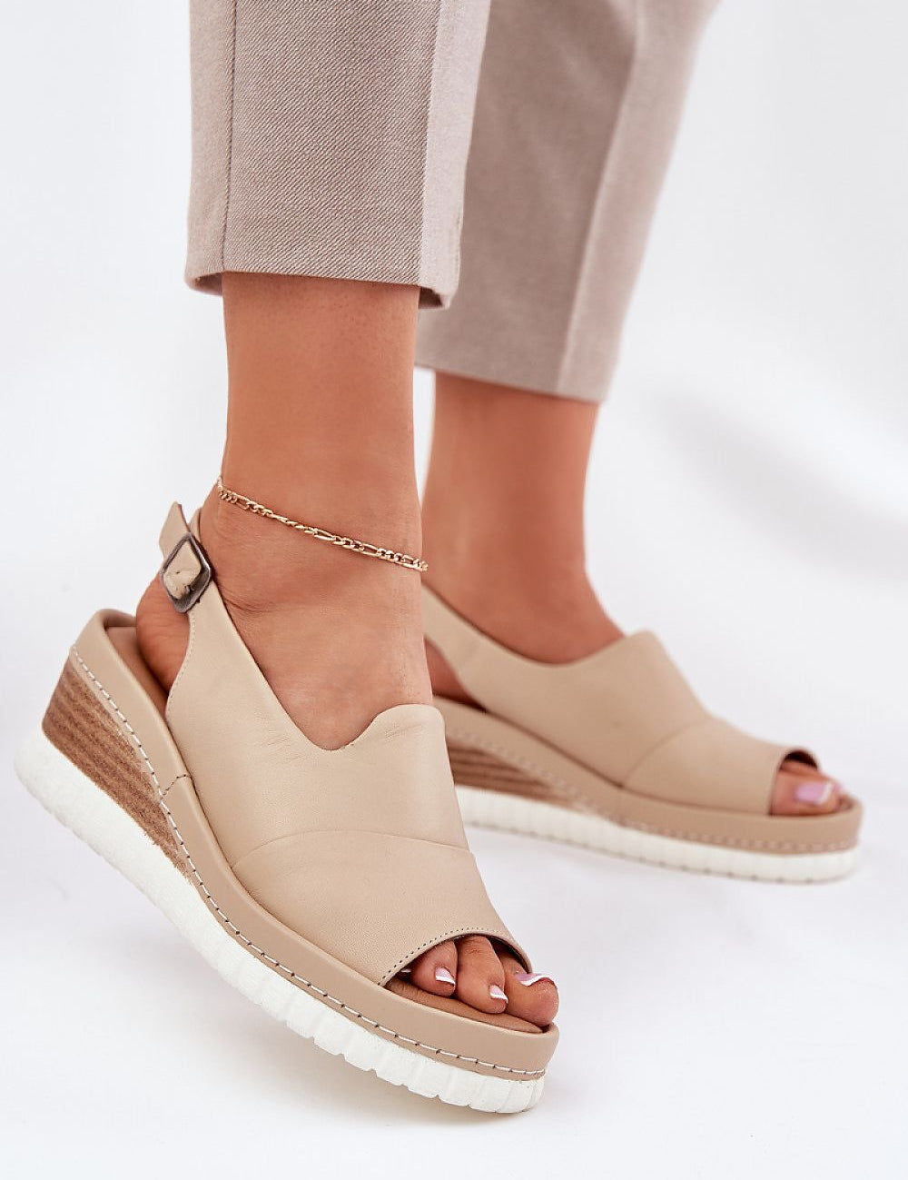  Buskin model 212900 Step in style 