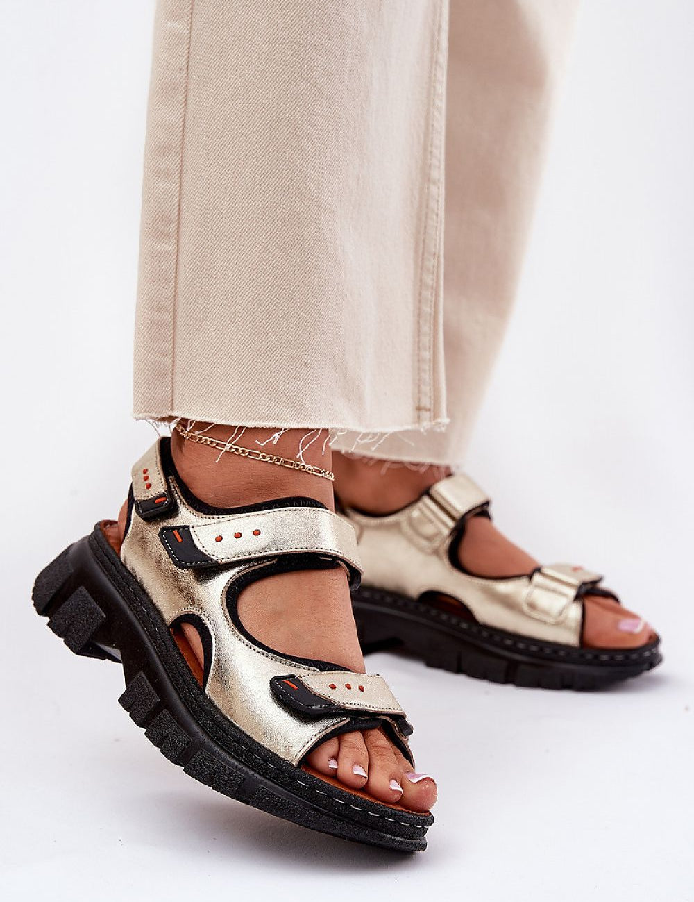  Sandals model 212910 Step in style 