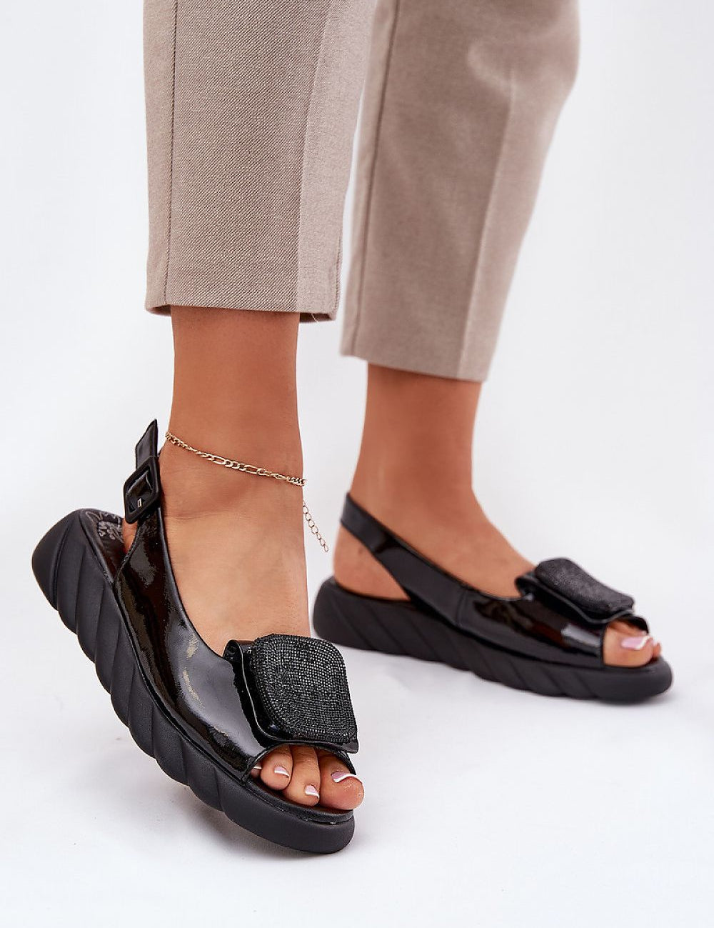  Buskin model 213002 Step in style 