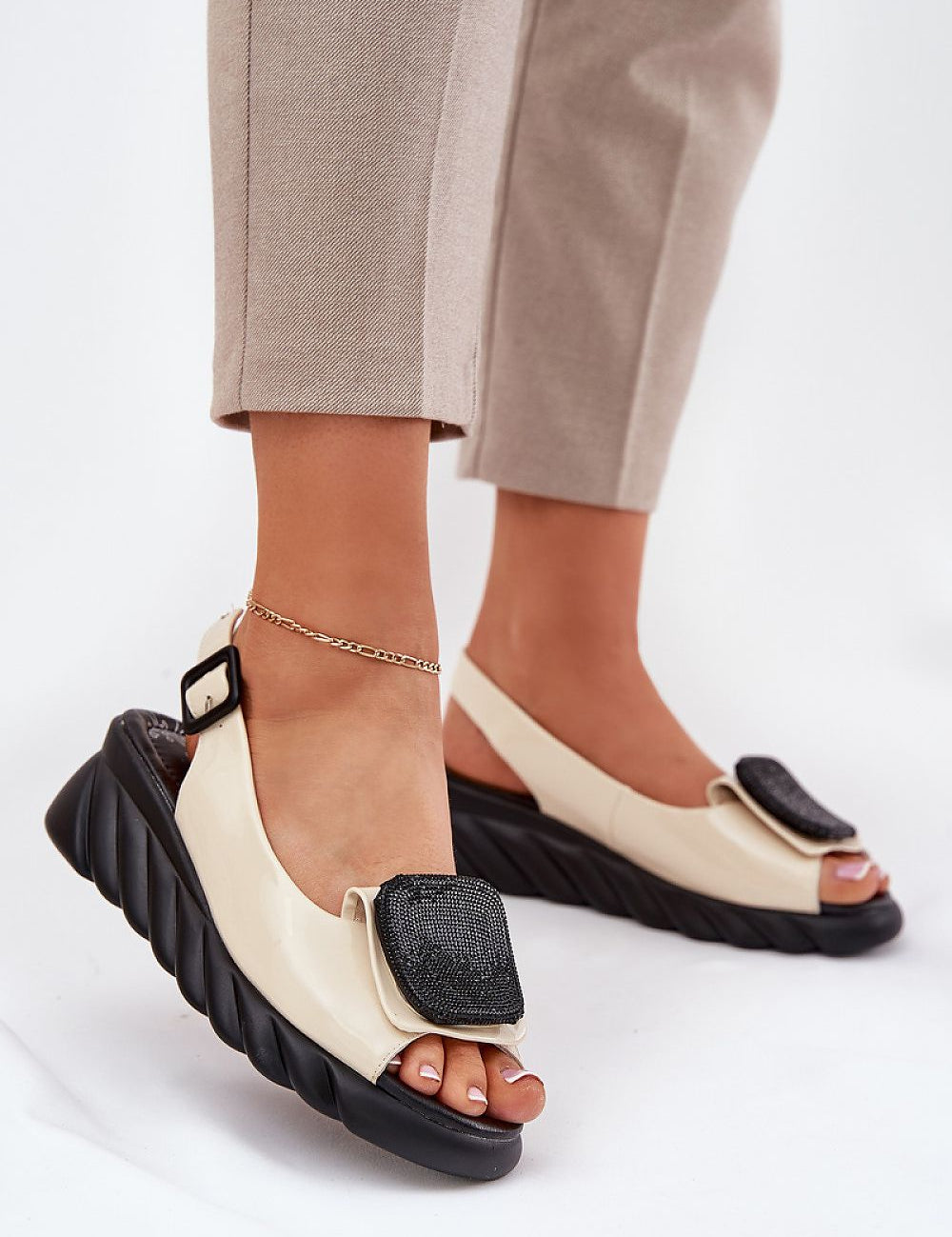  Buskin model 213003 Step in style 