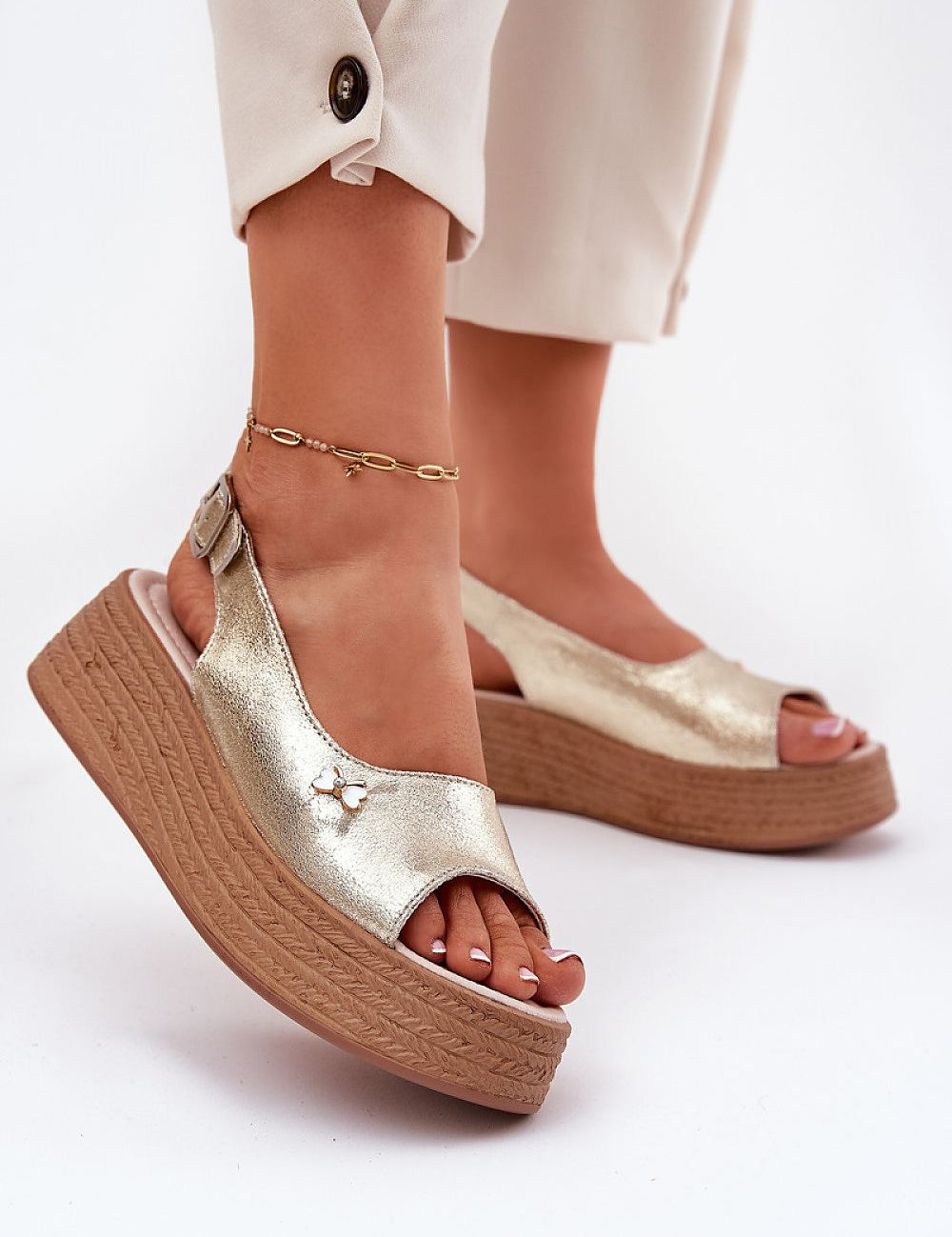  Buskin model 213016 Step in style 